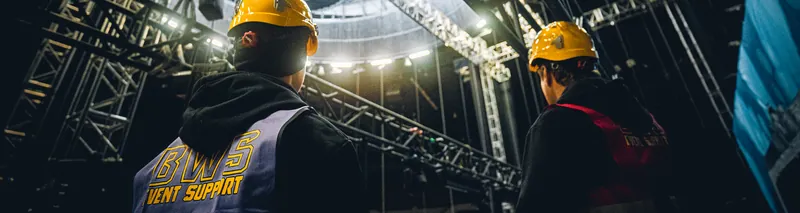 BWS crew building the stage under the Spodek dome in Katowice